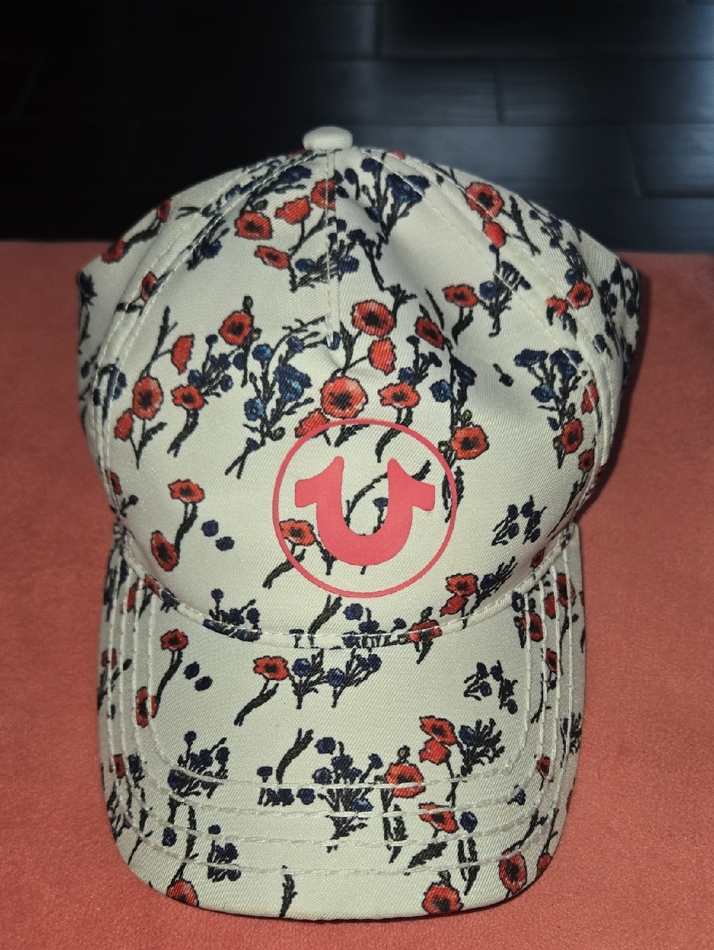 True Religion White Floral Baseball Cap - Picture 7 of 8